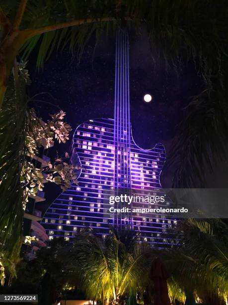 Hard Rocker 857 Hard Rock Cafe Miami Stock Photos, High-Res Pictures, and Images ...