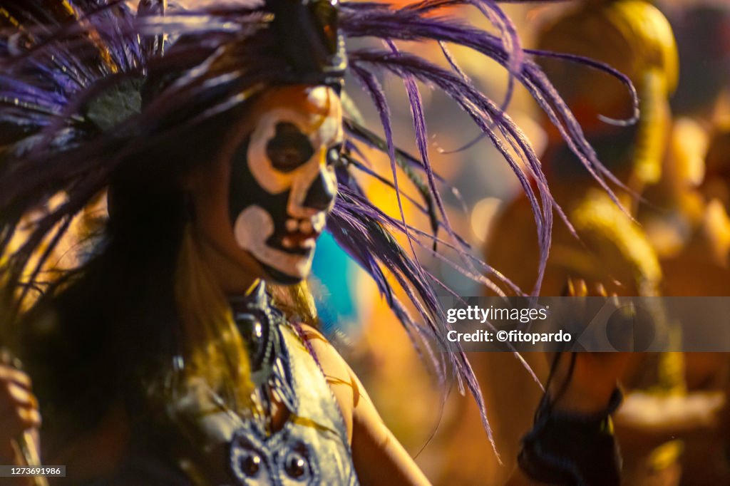 Mixquic Aztec Aztecs Dance In The Day Of The Dead In Mixquic Mexico High-Res Stock ...