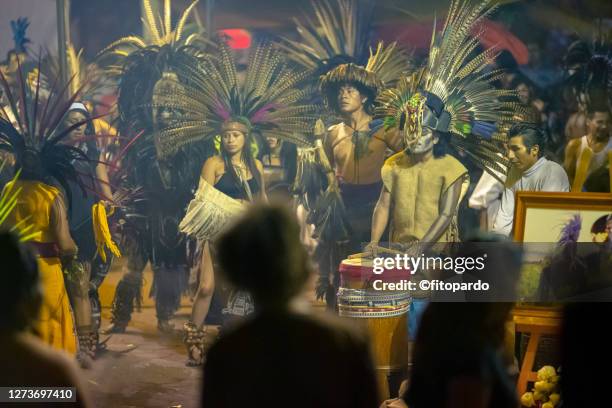 Aztec Ritual Dance Photos and Premium High Res Pictures - Getty Images