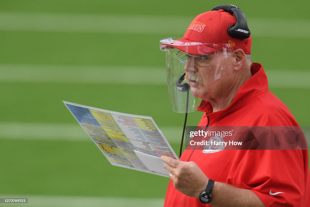 Kansas City Chiefs v Los Angeles Chargers