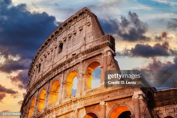 roman colosseum at sunset - rome empire stock pictures, royalty-free photos & images