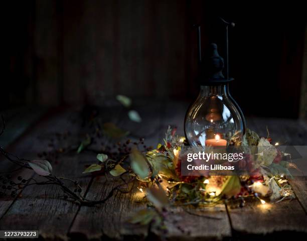 holiday lantern - centerpiece stock-fotos und bilder