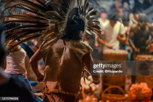 Mixquic Aztec 198 Grupos Indigenas De Mexico Para Iluminar Stock Photos, High-Res ...