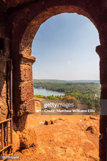 chapora fort, goa, india - chapora fort stock pictures, royalty-free photos & images