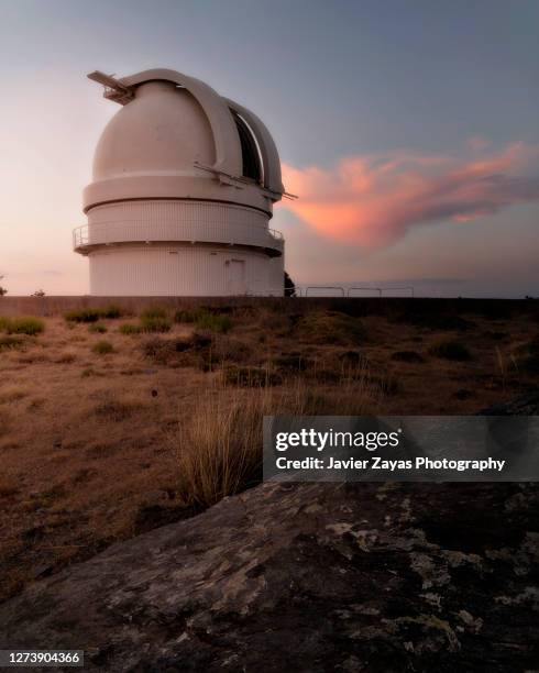 calar alto observatory at sunset - osservatorio foto e immagini stock