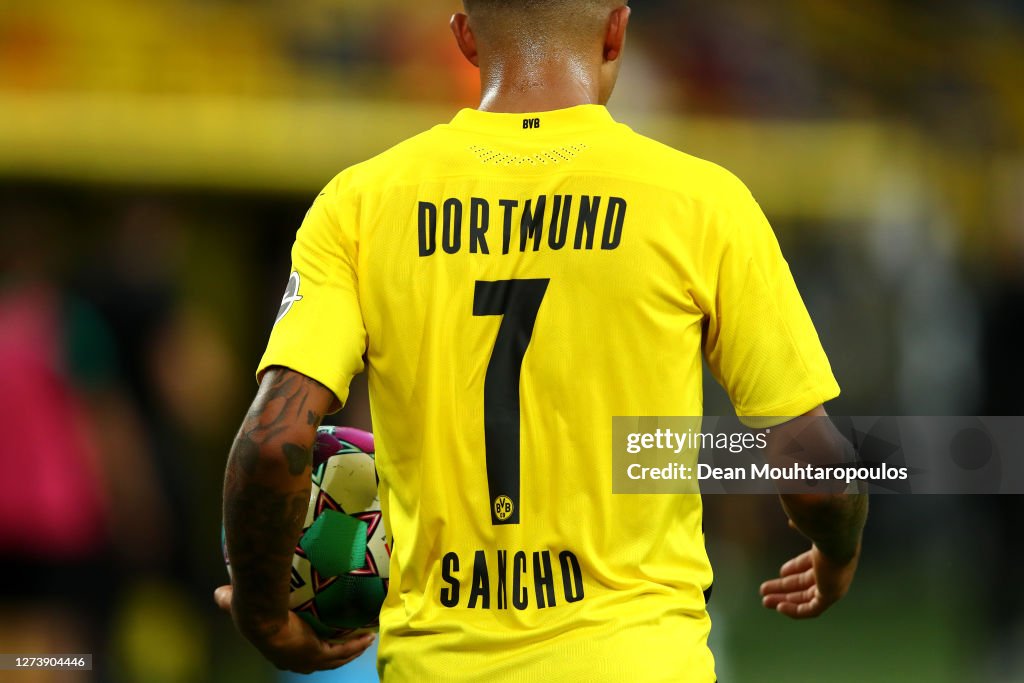 Borussia Dortmund v Borussia Moenchengladbach - Bundesliga