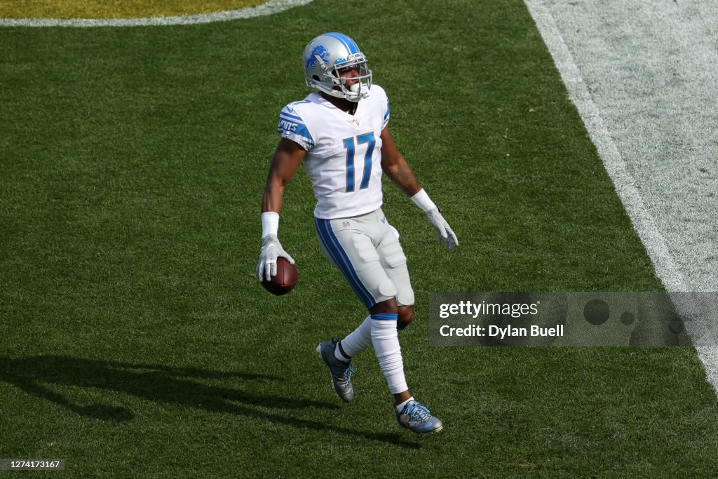 Detroit Lions v Green Bay Packers
