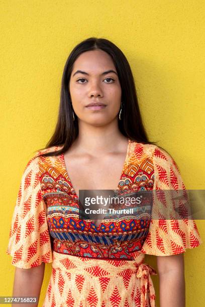 young new zealand maori teenage girl - polynesian stock pictures, royalty-free photos & images