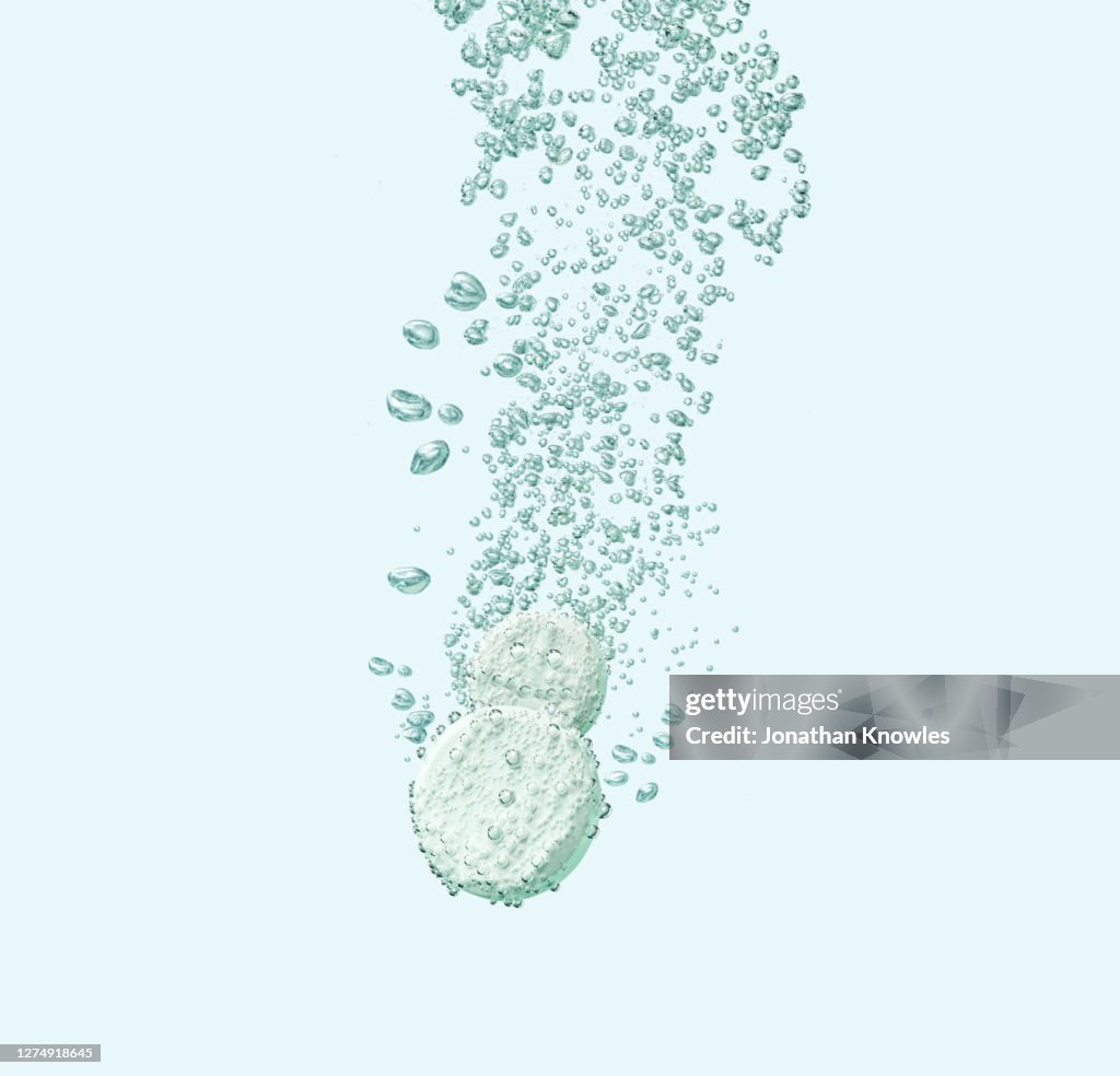 Fizzing snowman antacid tablet