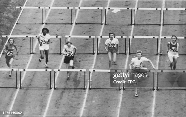 French athlete Jeanine Toulouse, American athlete Theresa Manuel , British athlete Joan Upton, Chilean athlete Marion Huber, Dutch athlete Fanny...