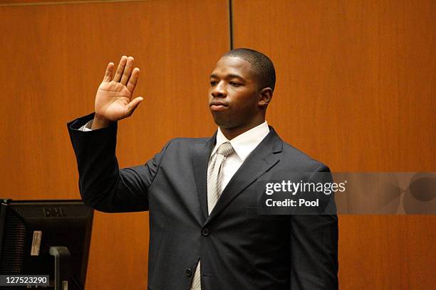 Faheem M R 14 Faheem Muhammad Stock Photos, High-Res Pictures, and Images - Getty ...