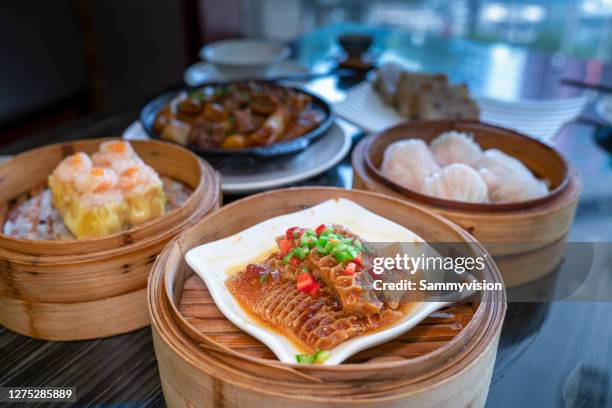 close-up of variation of dim sum in a restaurant - tripe stock pictures, royalty-free photos & images