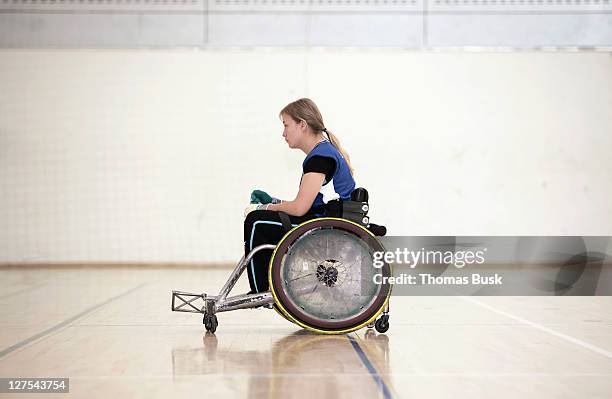 para rugby in sedia a rotelle - wheelchair rugby foto e immagini stock