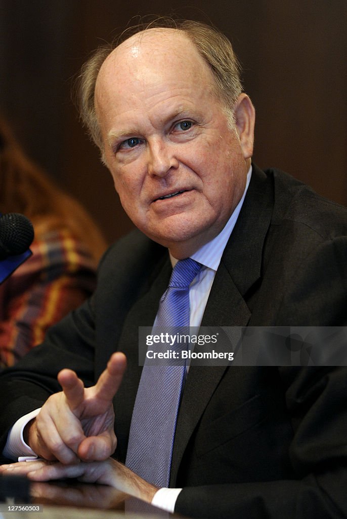 Philadelphia Fed President Charles Plosser Addresses Villanova University School of Business