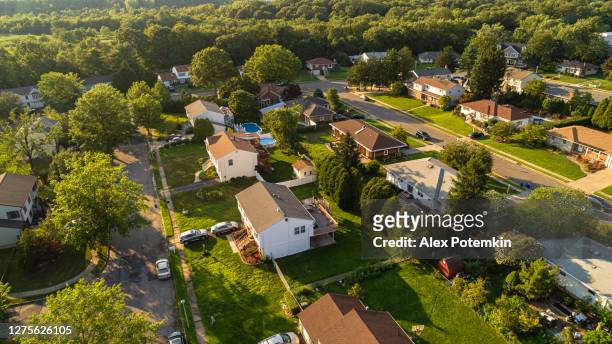 aerial view of the houses in the suburban areas in sayerville, new jersey, usa. - new jersey stock pictures, royalty-free photos & images