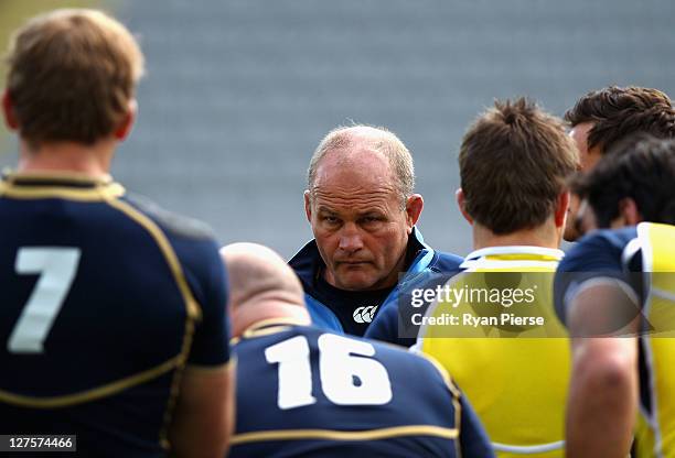 Andy Robinson, coach of Scotland, instructs his players during a Scotland IRB Rugby World Cup 2011 captain's run at Eden Park on September 30, 2011...