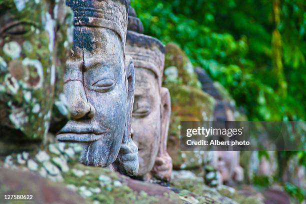 siem reab (angkor wat) - angkor wat - fotografias e filmes do acervo