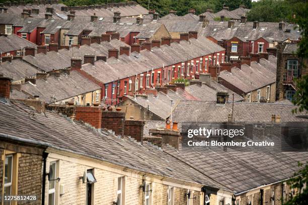 rows of terraced houses - manchester grande manchester - fotografias e filmes do acervo