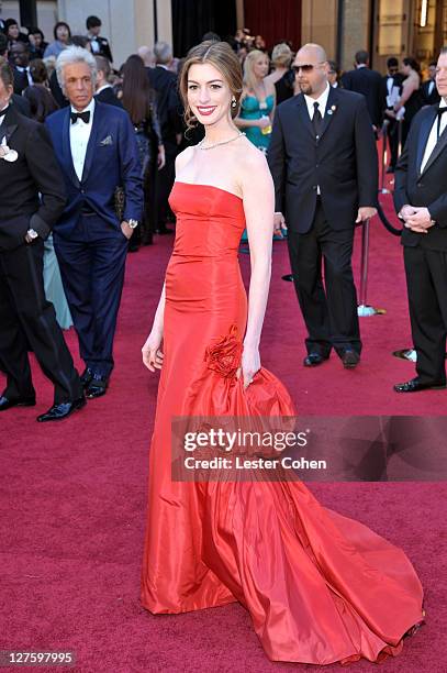 Actress Anne Hathaway arrives at the 83rd Annual Academy Awards held at the Kodak Theatre on February 27, 2011 in Los Angeles, California.