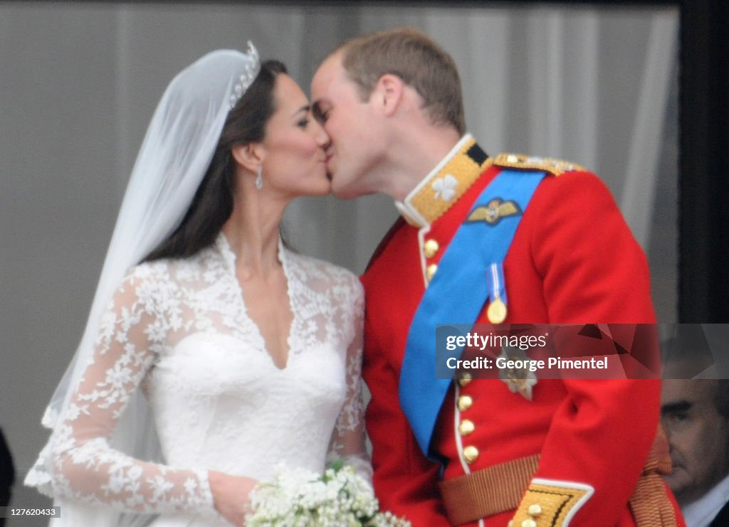 The Wedding of Prince William with Catherine Middleton - Buckingham Palace Balcony