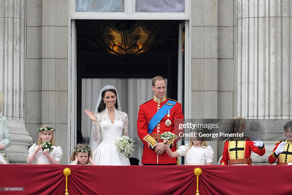 The Wedding of Prince William with Catherine Middleton - Buckingham Palace Balcony