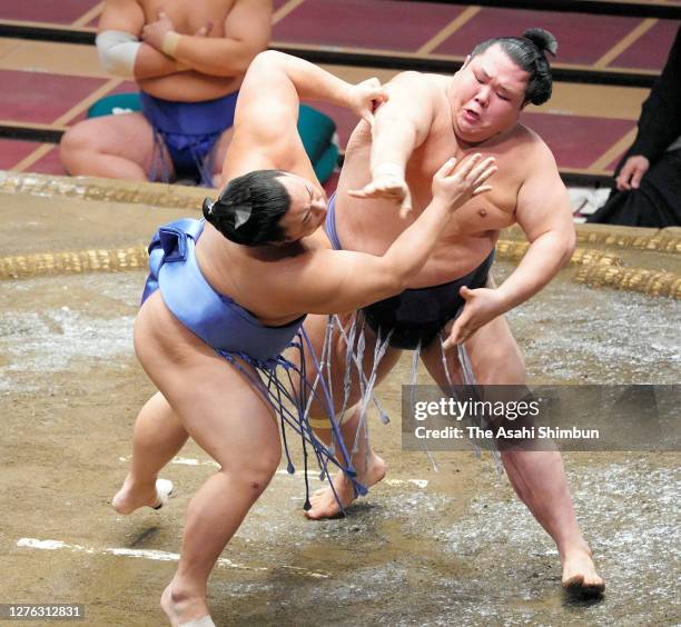 Tobizaru and Onosho compete on day eleven of the Grand Sumo Autumn Tournament at Ryogoku Kokugikan on September 23, 2020 in Tokyo, Japan.