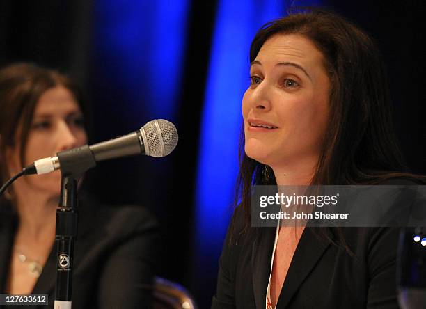 Jessica Schell 32 Jessica Schell Stock Photos, High-Res Pictures, and Images - Getty ...