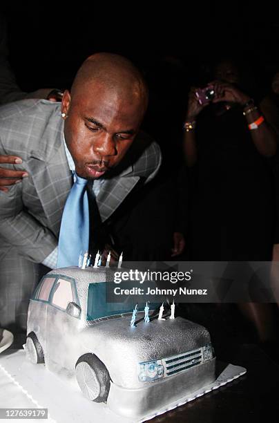 Player Bryant Johnson celebrates his 30th Birthday Party at Room Service on March 7, 2011 in New York City.