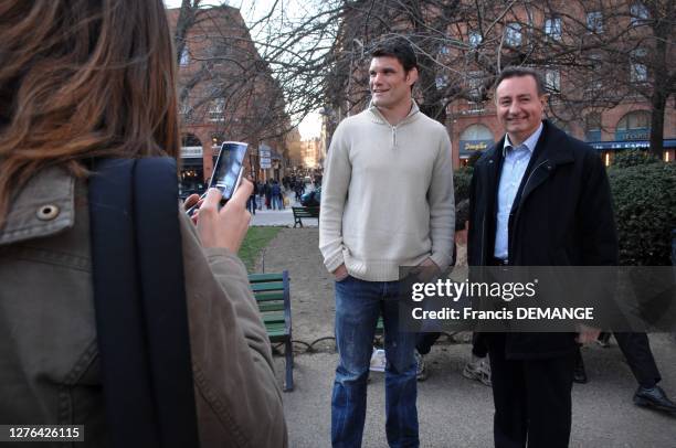 Apres une belle carriere avec l'equipe de France de rugby, Fabien Pelous veut mettre un pied en politique. L'ex-capitaine des Bleus se presente en...