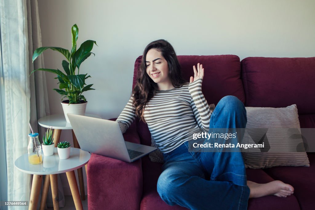 Teenage girl using online dating app.