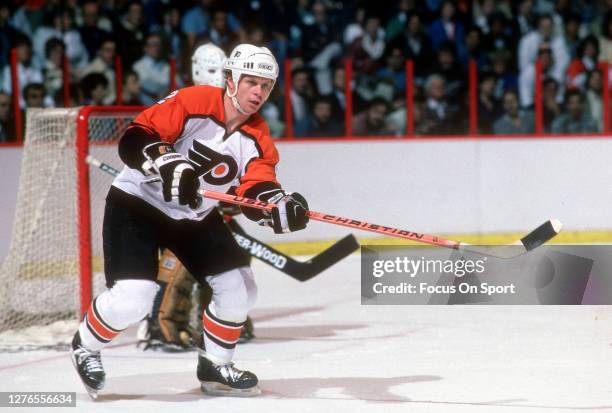 Mark Howe Defens 1,400 Mark Howe Photos & High Res Pictures - Getty Images