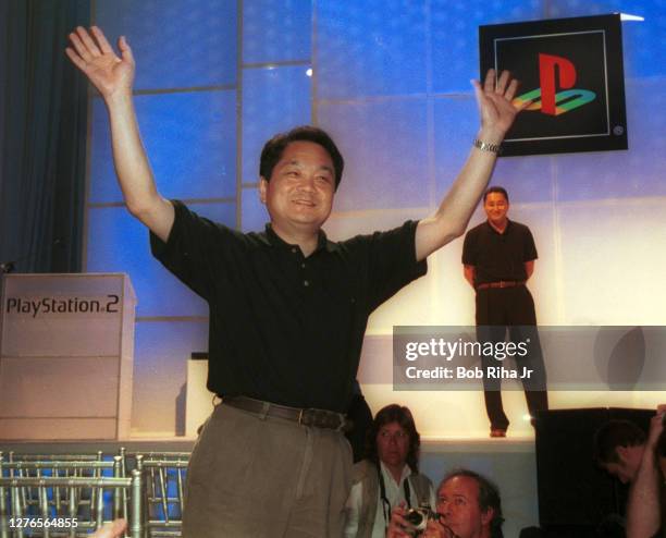 Ken Kutaragi, the 'Father of PlayStation' waves to attendees during PlayStation2 Press conference, May 10, 2000 in Los Angeles, California. In...