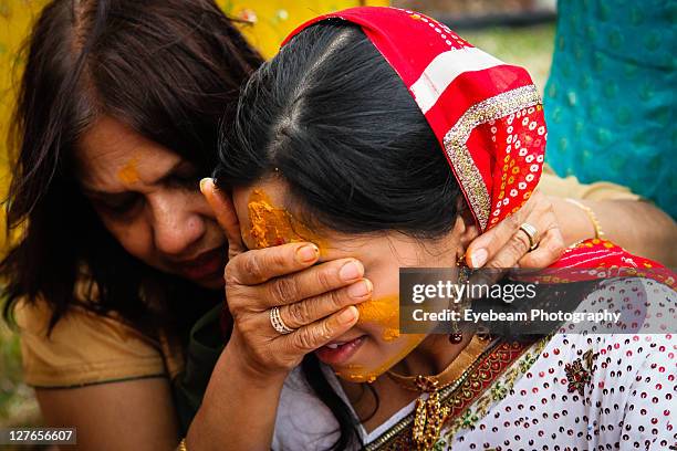 indian haldi ceremony - ceremony stockfoto's en -beelden