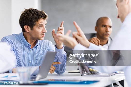 Communicatieproblemen op een zakelijke bijeenkomst! Communicatieproblemen op een zakelijke bijeenkomst!