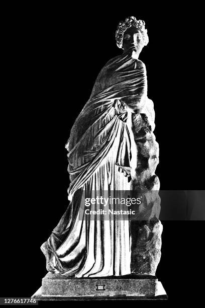 Polymnia Greek Statue Black Background High Res Illustrations - Getty Images