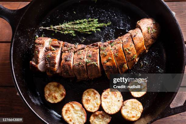 pork tenderloin - pork imagens e fotografias de stock