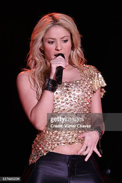 Coca Cola Pop Festival Shakira Sale El Sol World Tour Photos and