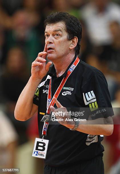 Head coach Velimir Petkovic of Goeppingen reacts during the Toyota Handball Bundesliga match between Frisch Auf Goeppingen and Fuechse Berlin at EWS...