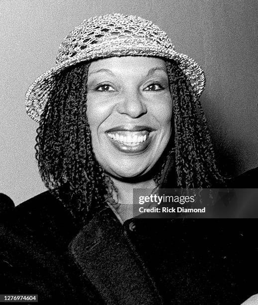 Roberta Flack backstage during M.L.K Gala at The Atlanta Civic Center in Atlanta Georgia, January 01, 1982 (Photo by Rick Diamond/Getty Images