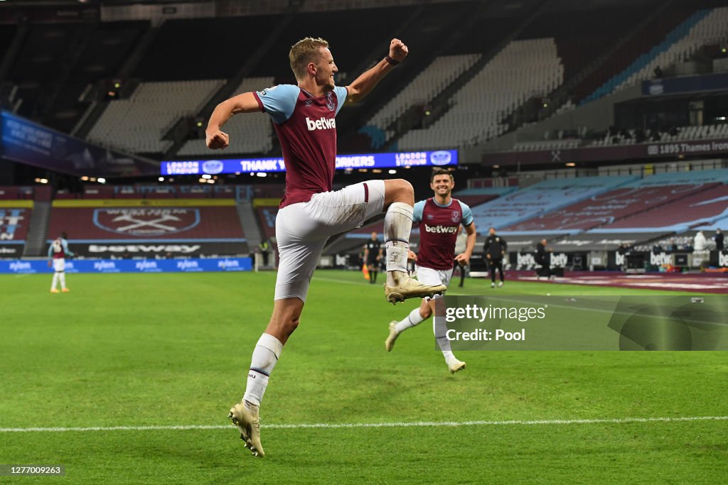 West Ham United v Wolverhampton Wanderers - Premier League