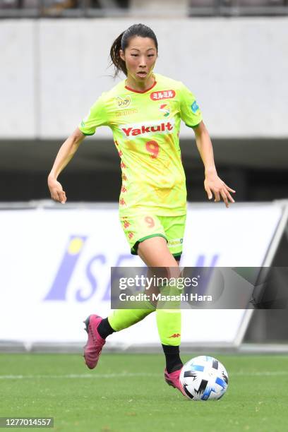 Ami Otaki of JEF United Chiba Ladies in action during the Nadeshiko League match between JEF United Chiba Ladies and INAC Kobe Leonessa at Fukuda...