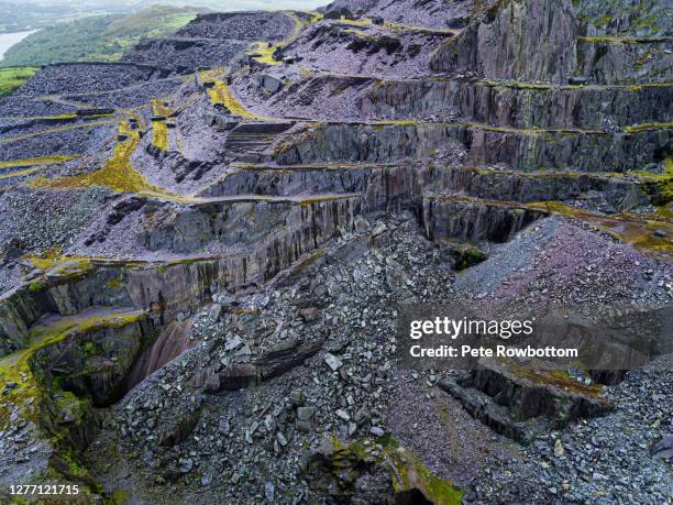 slate quarry levels - shale stock pictures, royalty-free photos & images