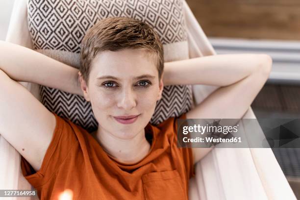 Resting Head Resting Head On Arm Photos and Premium High Res Pictures - Getty Images
