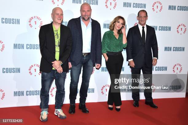 Jan Kounen, Francois Damiens, Alix Poisson and Vincent Lindon attend the "Mon Cousin" premiere at Le Grand Rex on September 28, 2020 in Paris, France.