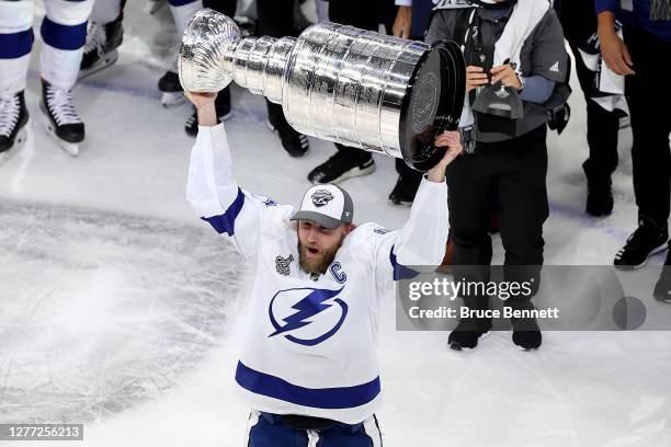 Steven Stamkos of the Tampa Bay Lightning skates with the Stanley Cup following the series-winning victory over the Dallas Stars in Game Six of the...