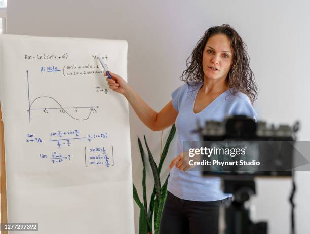 Female Math Professor Photos and Premium High Res Pictures - Getty Images