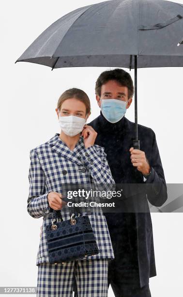 Model Natalia Vodianova and her husband Antoine Arnault arrive to attend the Dior Womenswear Spring/Summer 2021show as part of Paris Fashion Week on...