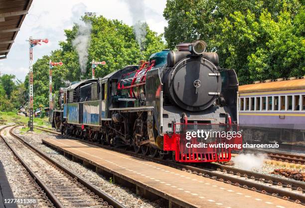 state railway of thailand steam locomotive - history and progress of the steam engine stock pictures, royalty-free photos & images