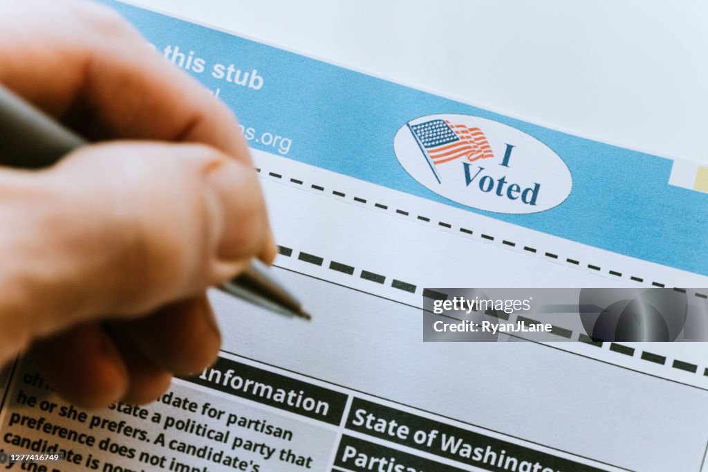 Detalle de la boleta de votación por correo ausente