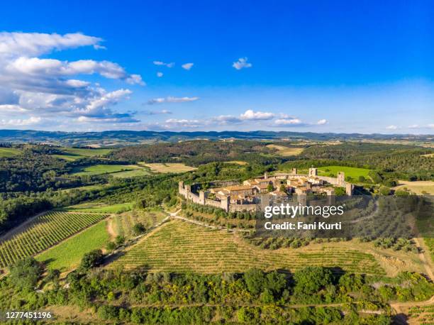 aerial view of monteriggioni old tuscan town - monteriggioni stock pictures, royalty-free photos & images